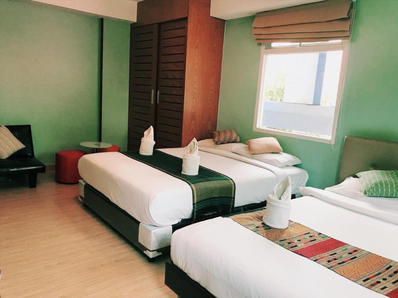 Ostello Tawan Bed Club Chiang Mai Esterno foto